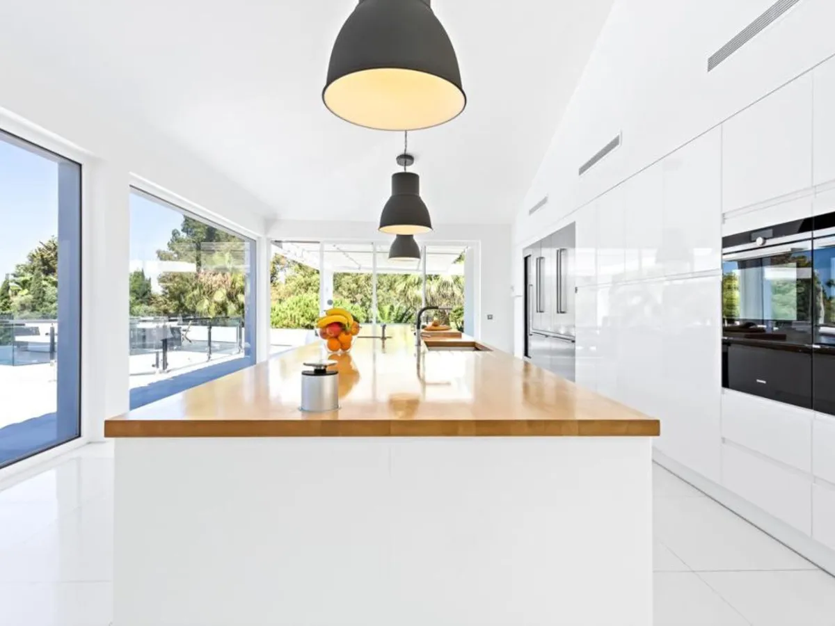 a43ed4e9-f49c-42e0-bd7a-92fd62eb7182