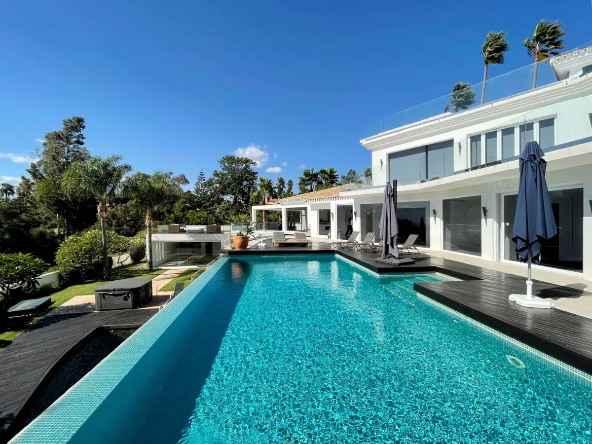 a4e8dd6e-6866-48d4-9f95-63c9fe630f4e