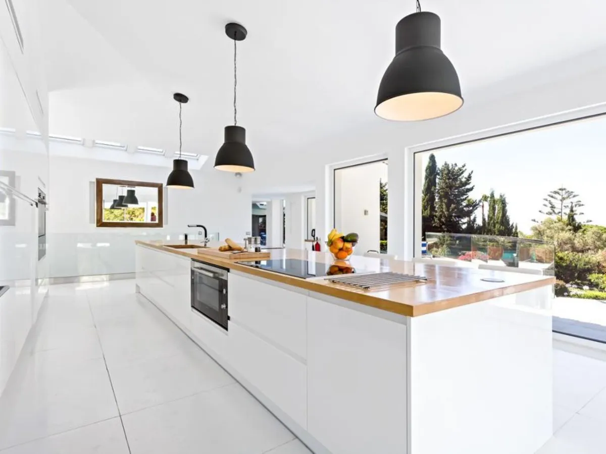 c5c1d38c-d09a-4000-a7ce-da967a6f9754