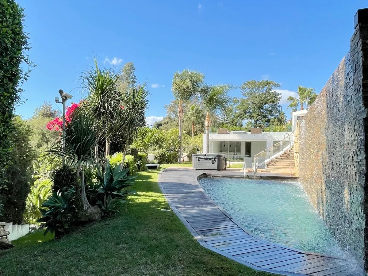 caa2f783-b0db-4758-9624-a3606429949a