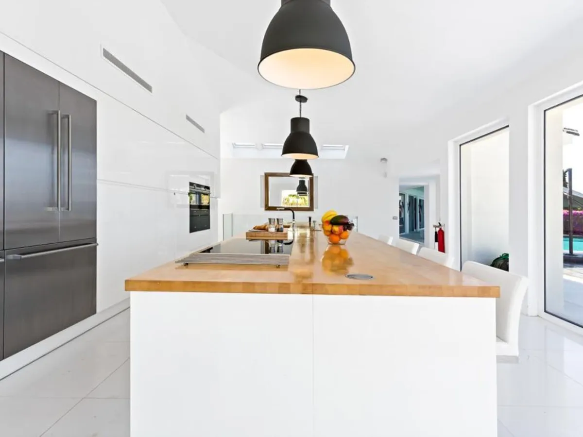 cdd1a9a7-6432-43fa-ad39-70e468fd525a