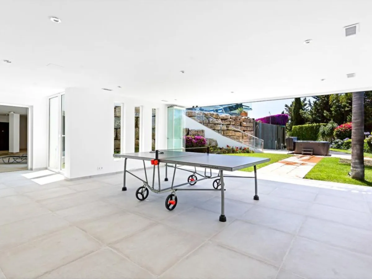 d7b3f878-dcc6-4caa-b1d1-c86079aeeef6