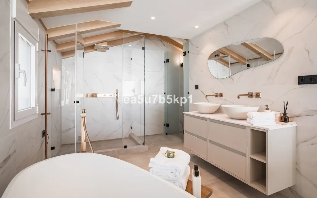 fe7fc886-d794-41ad-b484-242e79aeb990