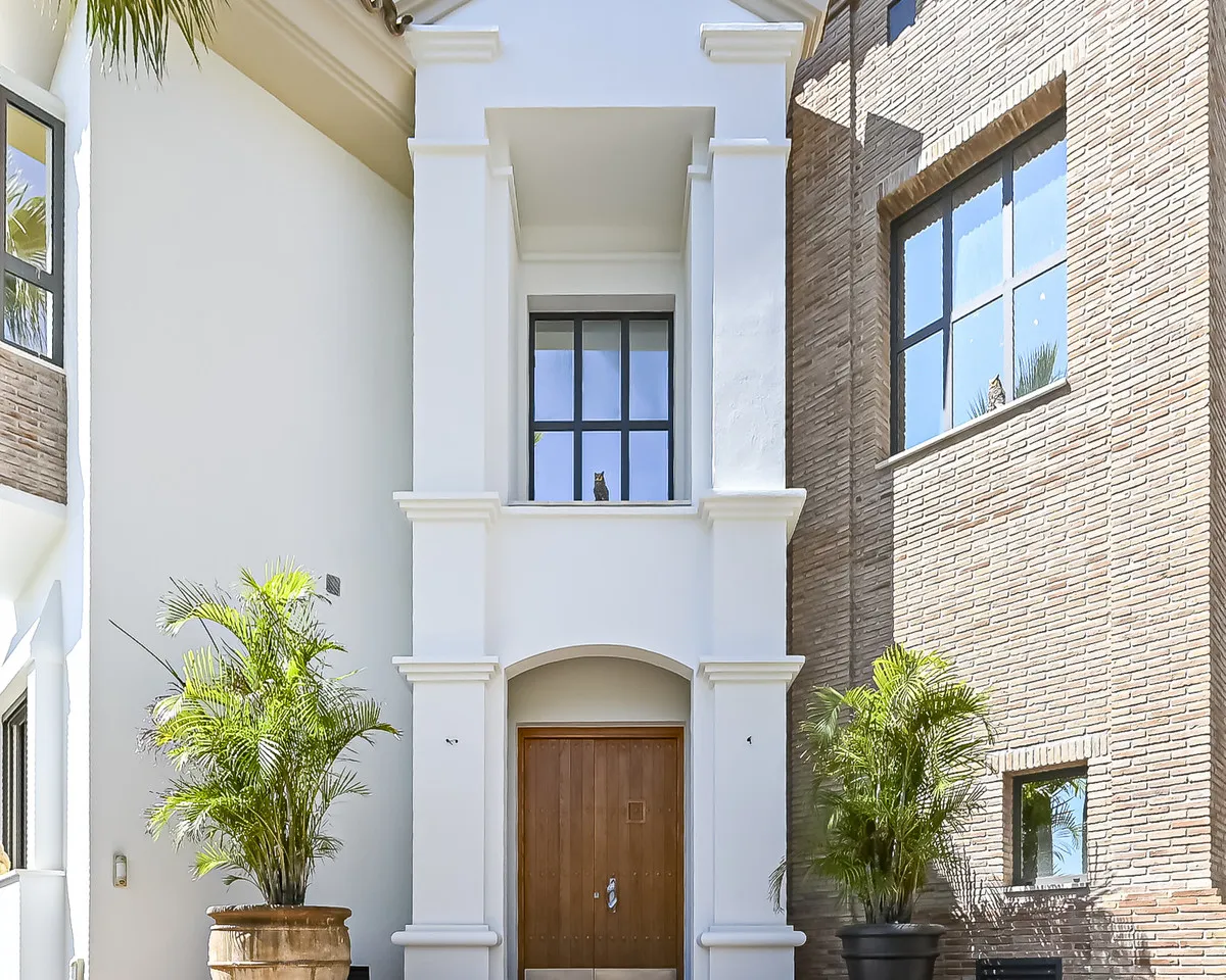 710886f2-886c-4454-ad3f-d7776b3445c2