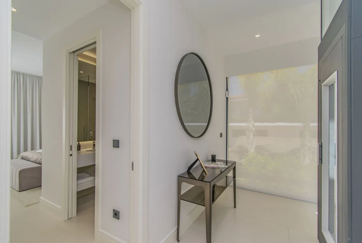 39c73efe-0a25-4fed-8f61-b586bf8c9d24