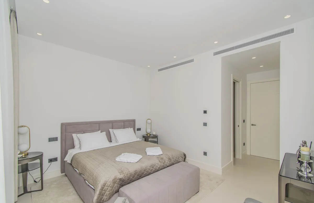 6b6aa384-c9ac-4ea5-a9e5-61985c2a6518