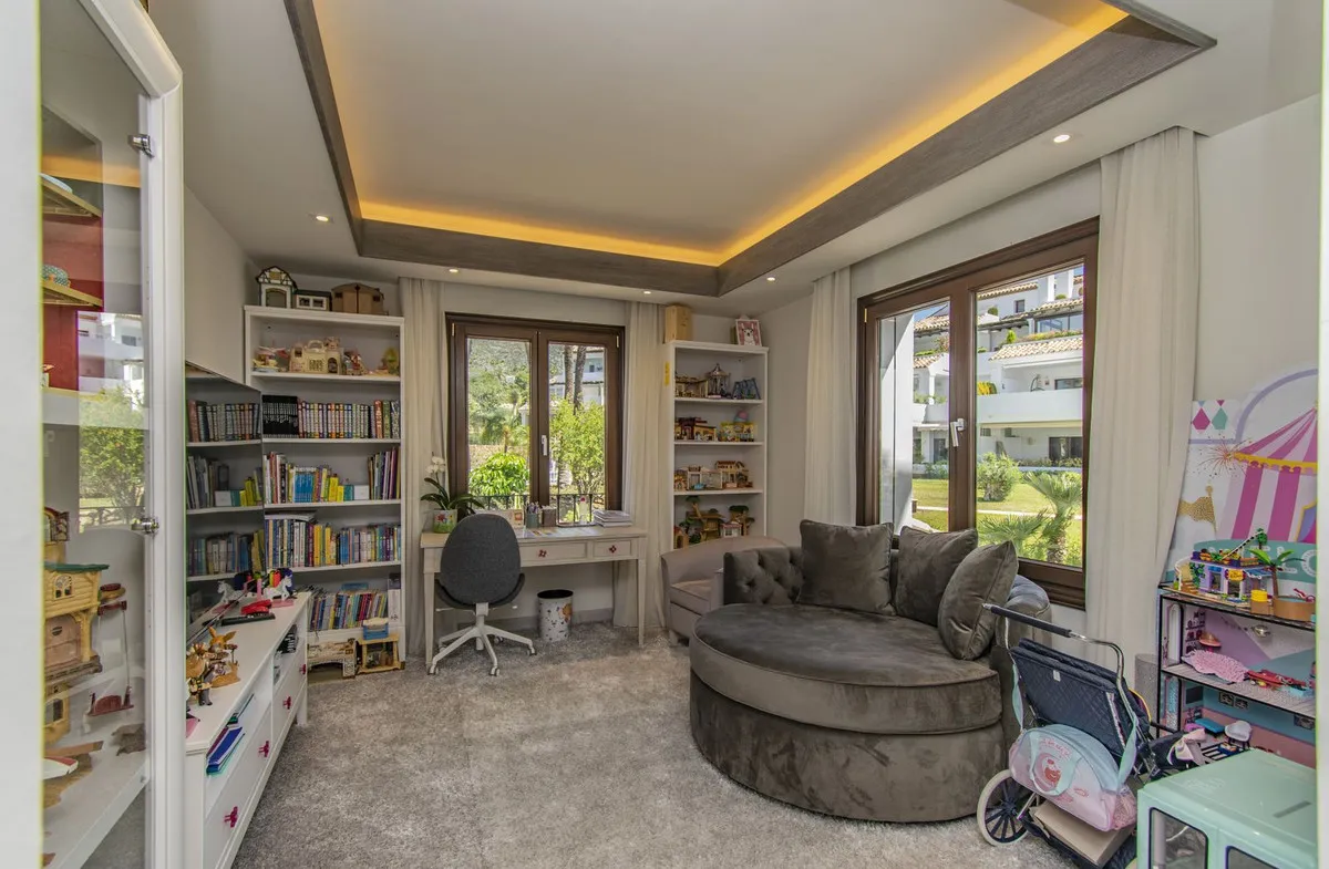 9c13597a-ef95-406b-8389-2bb0d1b8a59b