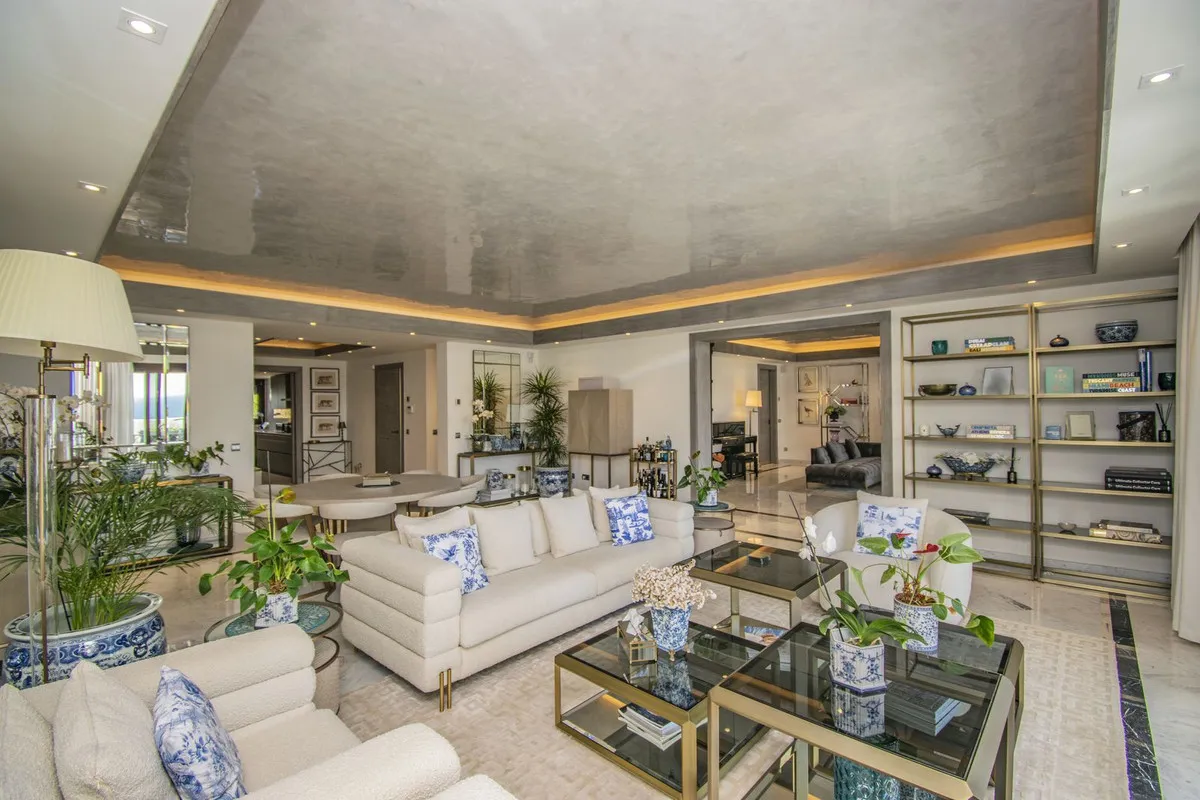 a13f8d31-99b9-4c74-be5a-3270fcfbdd0e