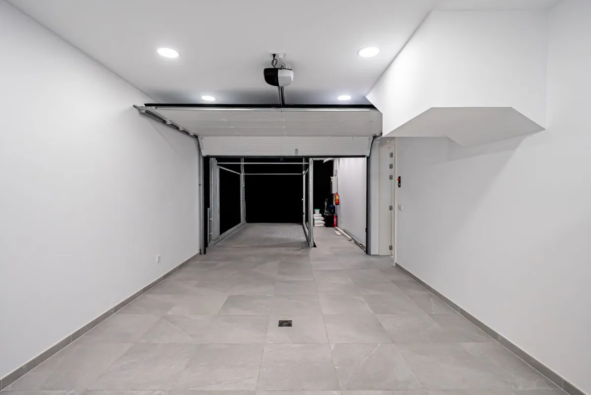 ced39d29-d1fd-4465-b381-60851a2522f5