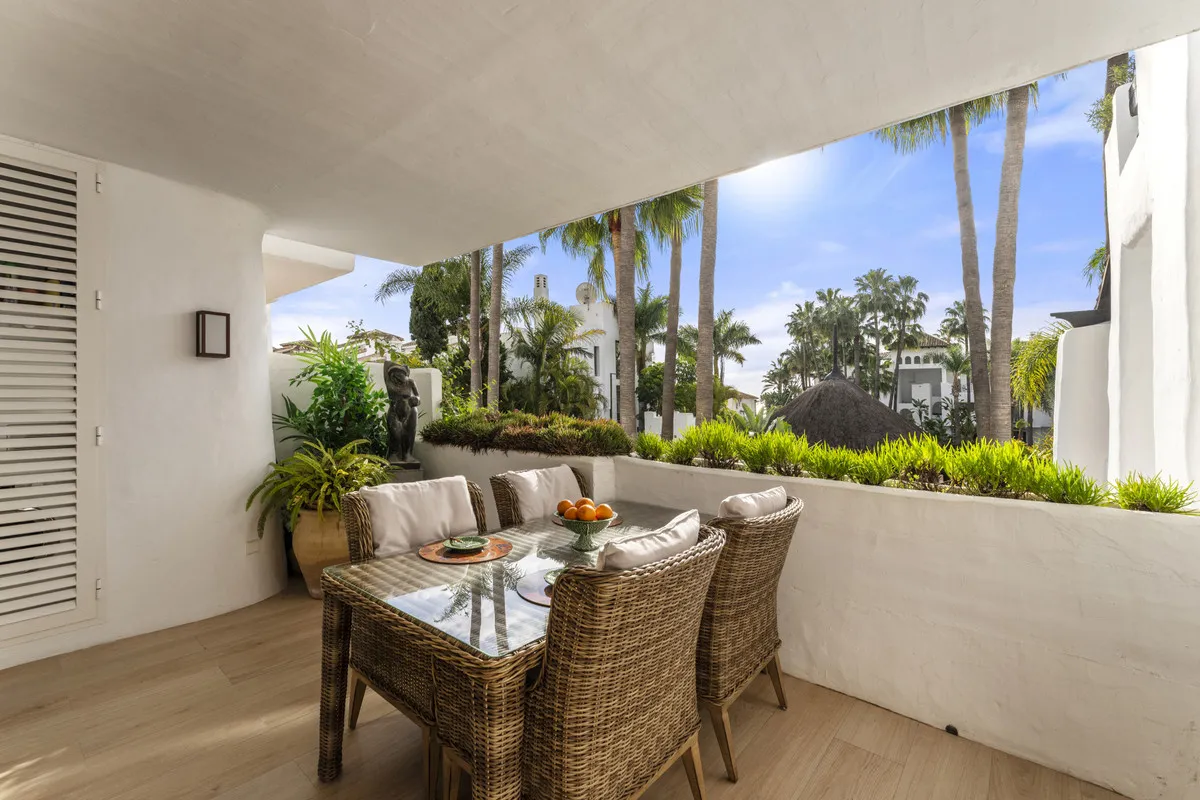 242223c9-d55d-47ca-a06c-725bc6bb3e32