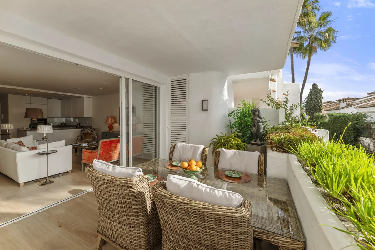 5ff90a5c-f307-4e3a-8037-66b89cb9858e