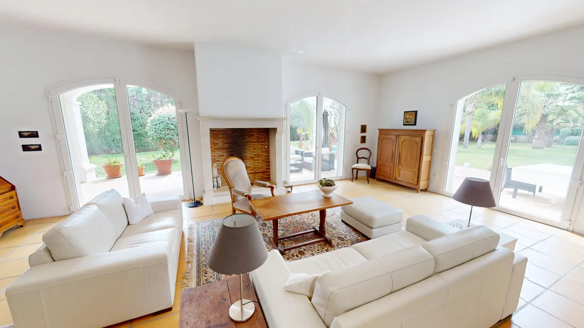 8ceaca43-4a08-4499-96aa-9428c267d9ac