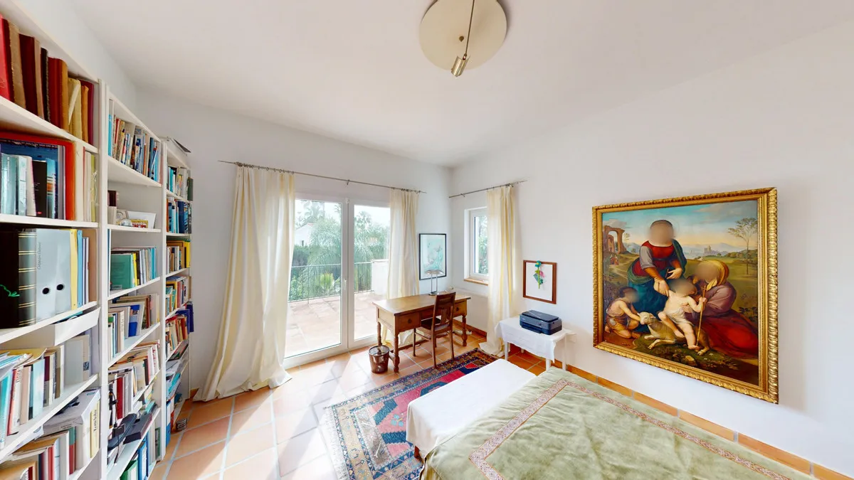 e5c68f4f-e62a-4be1-beb0-55596e9a03c3