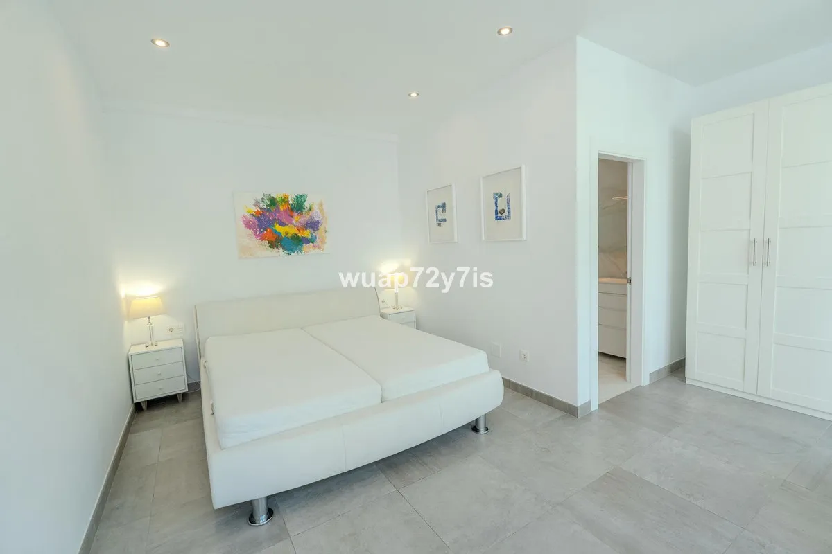 30fde2b5-813e-4add-a5cd-958a296df5fb