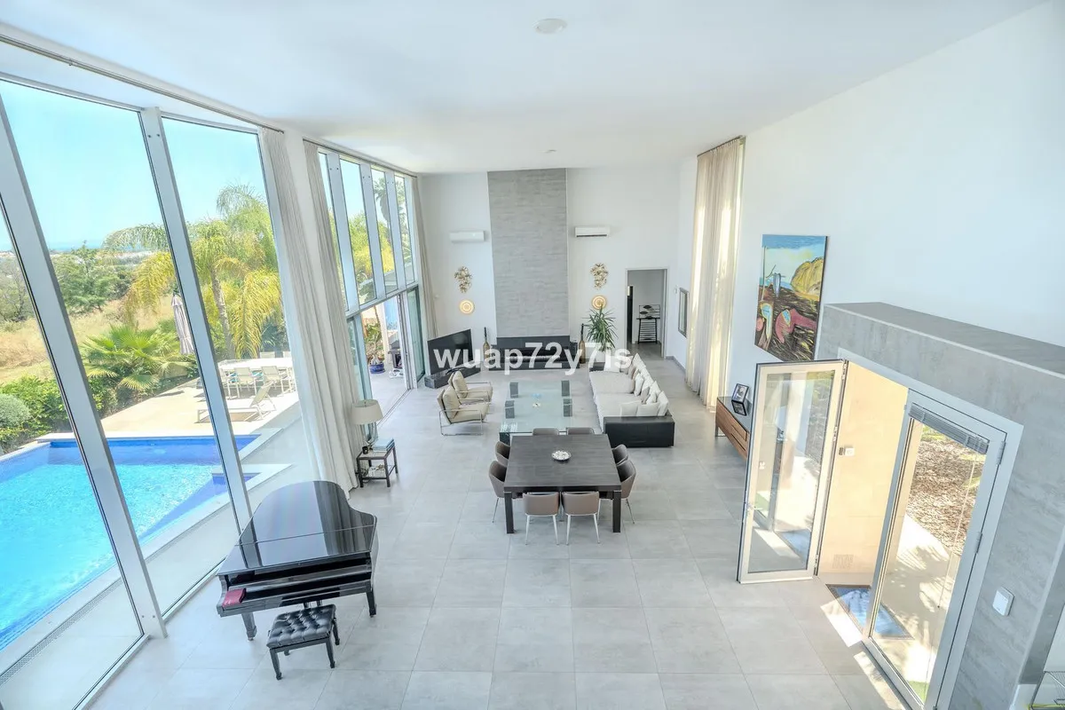 94411fc1-4c89-42e3-867e-b2be8d6068e3