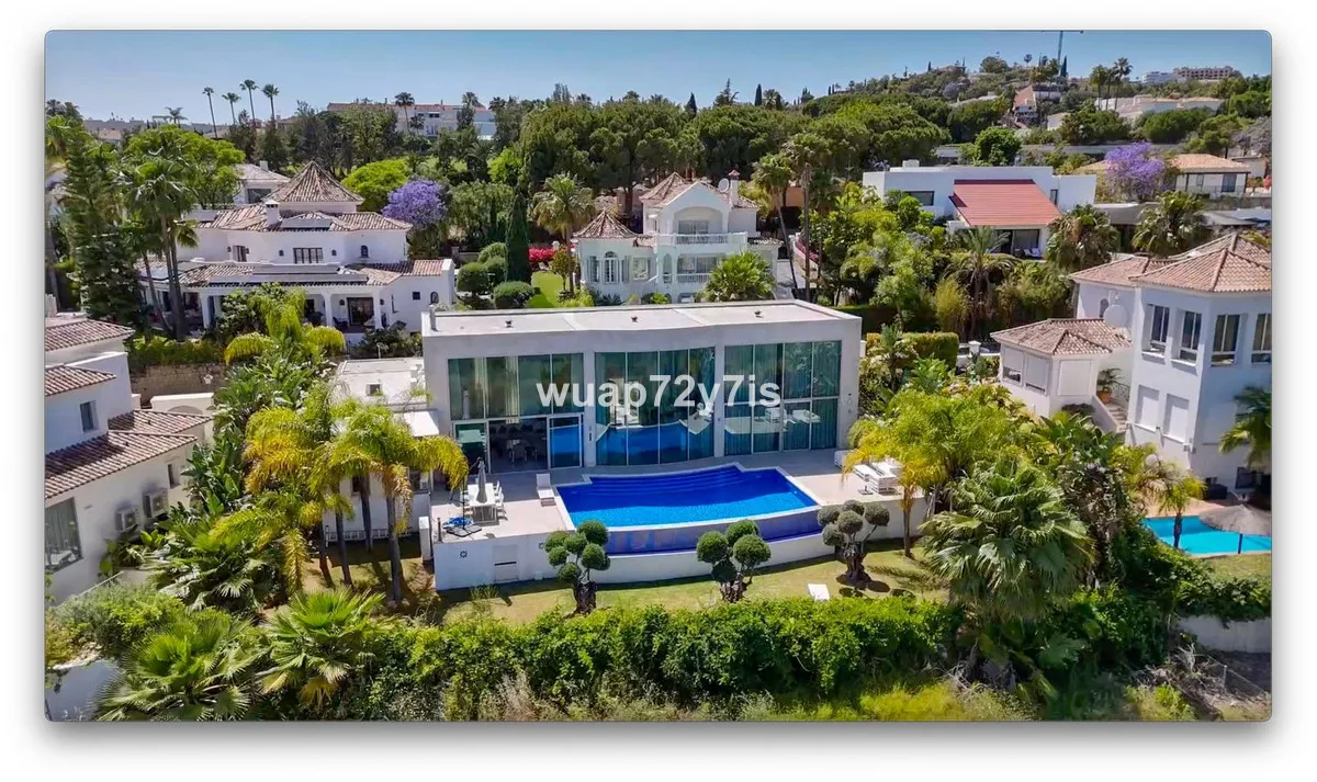 9b3306bd-7bcb-48ae-9c24-b503ff94b55c