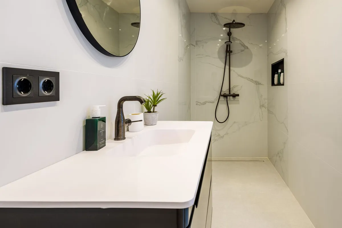 1249720d-ddfd-416d-af58-f37fe402201e