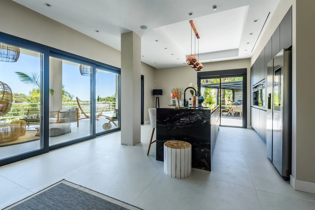 2899fc20-bd76-4880-9f9b-3987ef4da38f