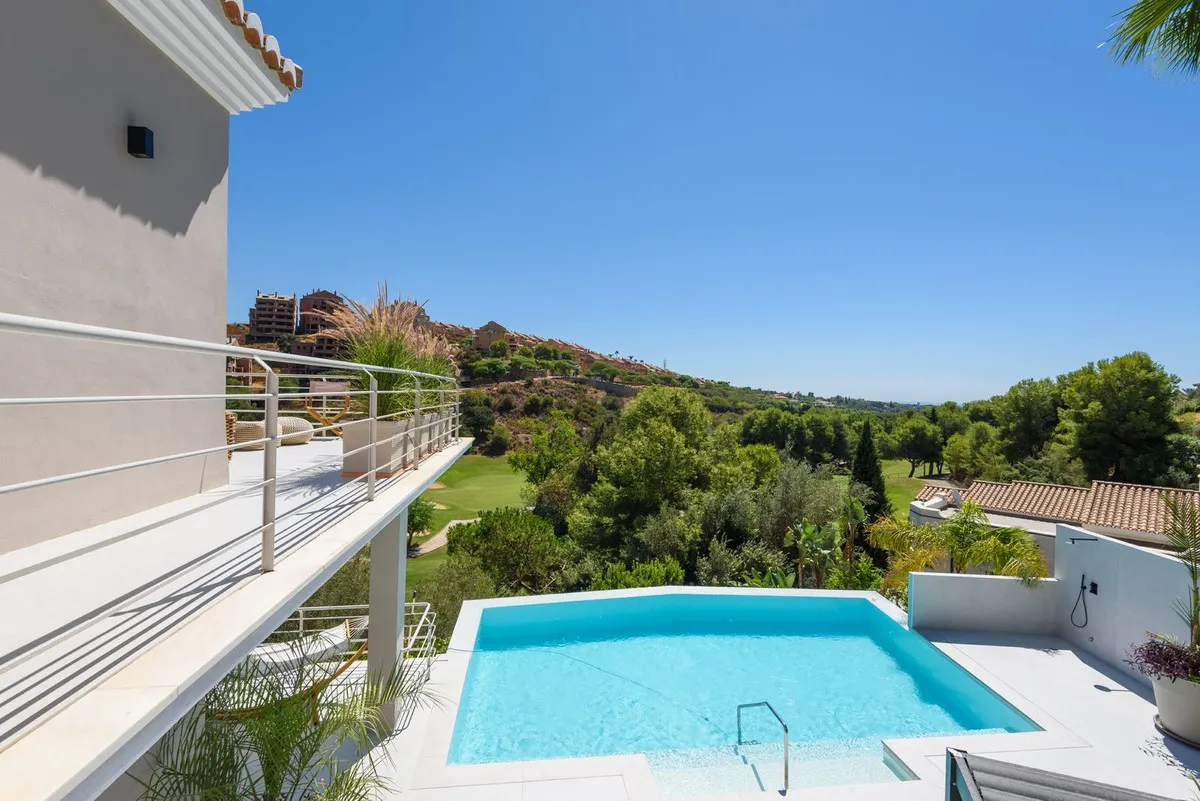 4adbf2f0-f6fc-447b-8ddc-c808da15ce69