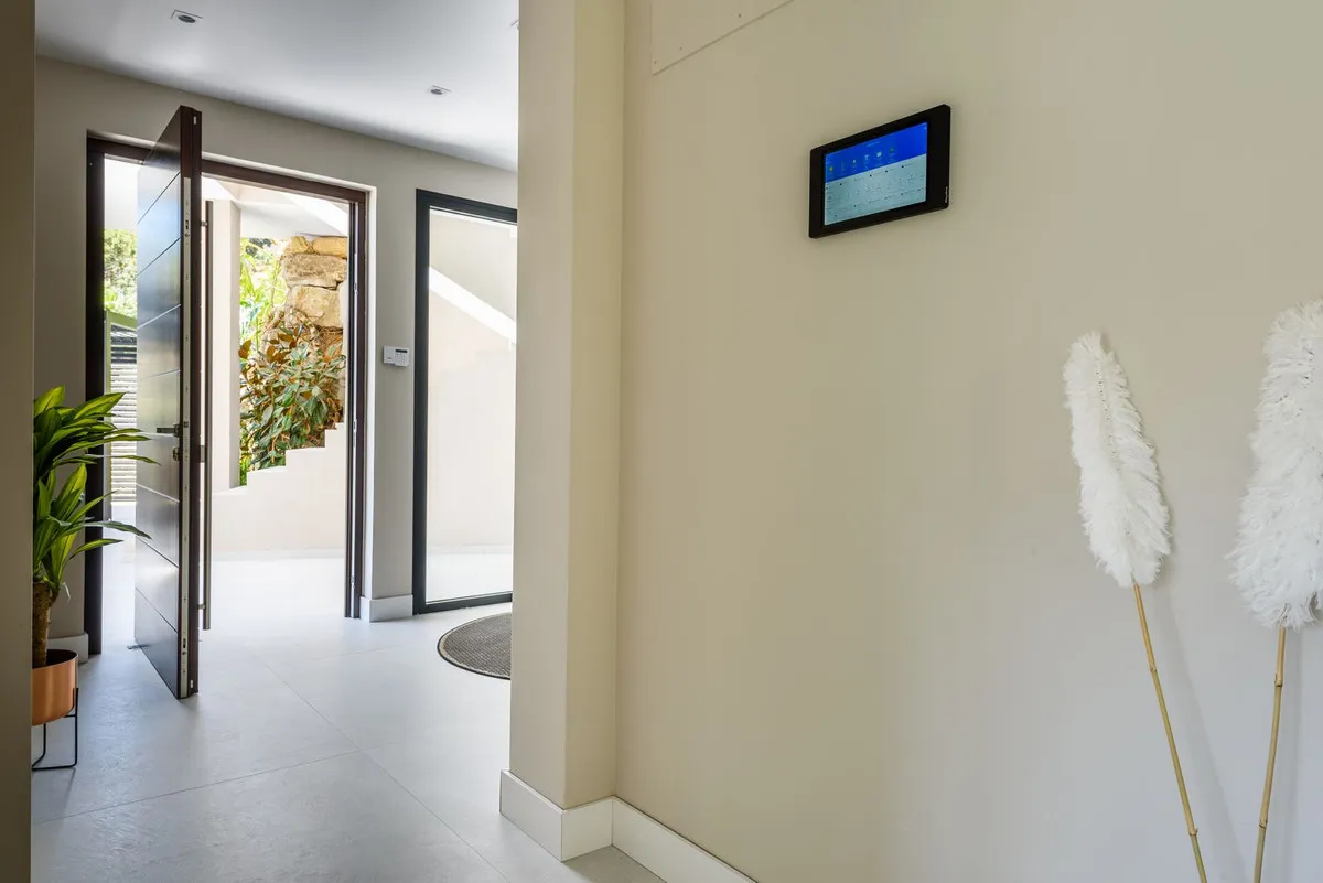 4c606fcc-3f89-4c18-a378-9d135e969bcb