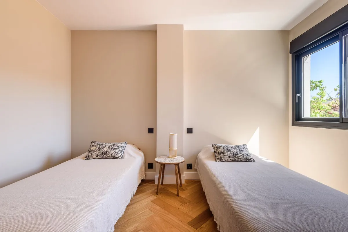 4dab0d09-b82a-44f4-aad5-0a11d5ac15fd