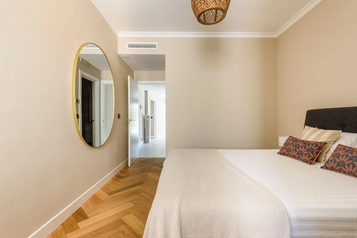 712e5b63-4e36-4201-97ee-bb5fe74e8a1a