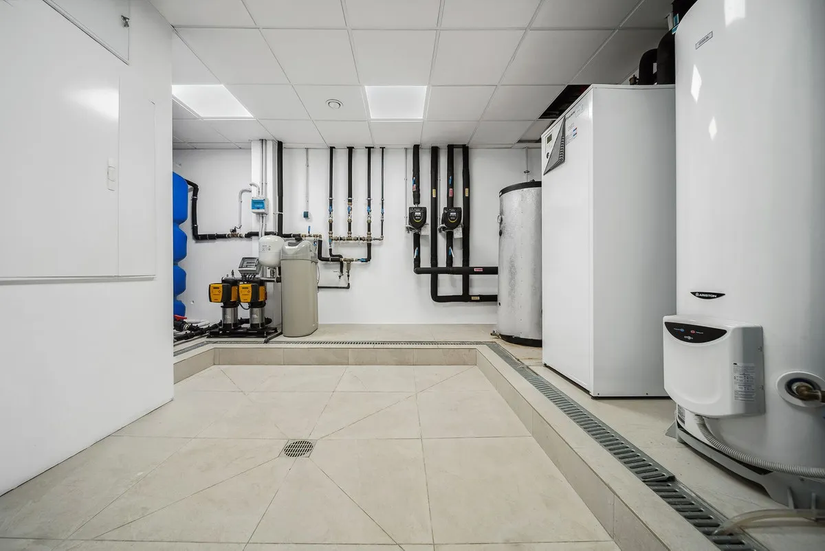 2e5af5d5-aeae-43b8-b4ac-14d0db795360