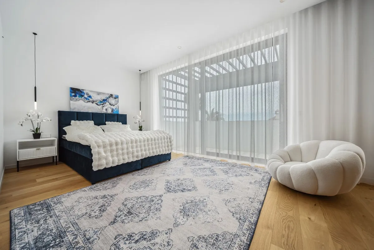 de3a5bf5-e857-49d3-af28-a9f9bece363b