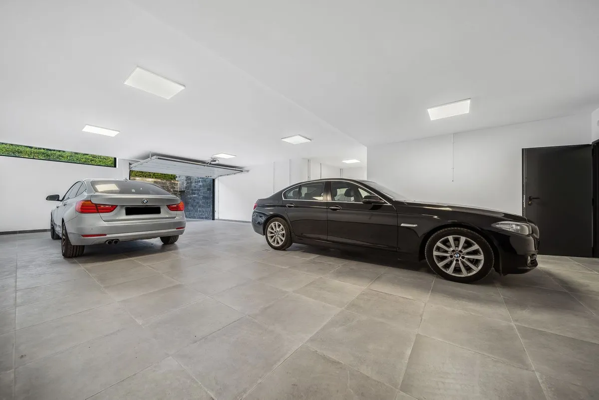 fc84790d-2cea-4c05-9716-333877a8cbae