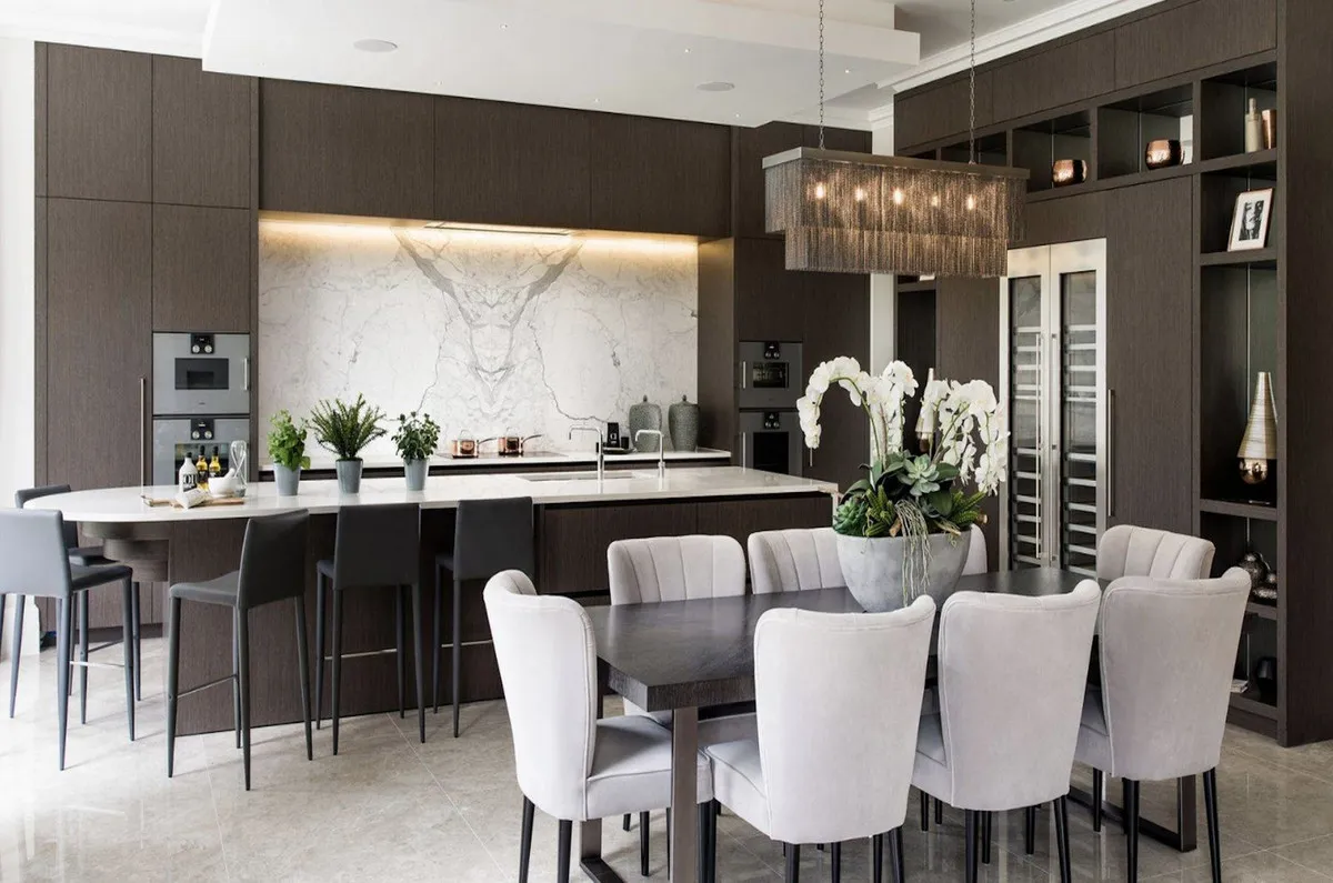 dc33e095-e3c2-4389-93ca-cb2ad8d194fb