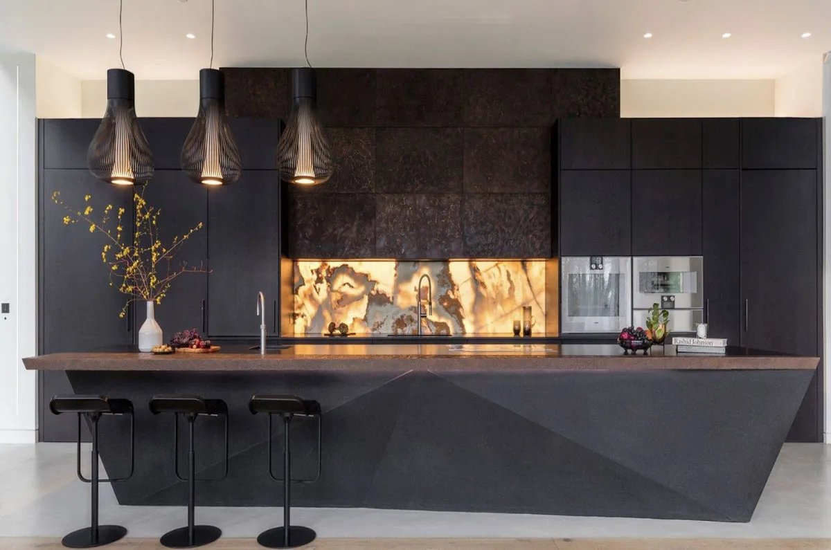 f3be30a7-3a9d-4aff-a8dd-032d7043c2ed