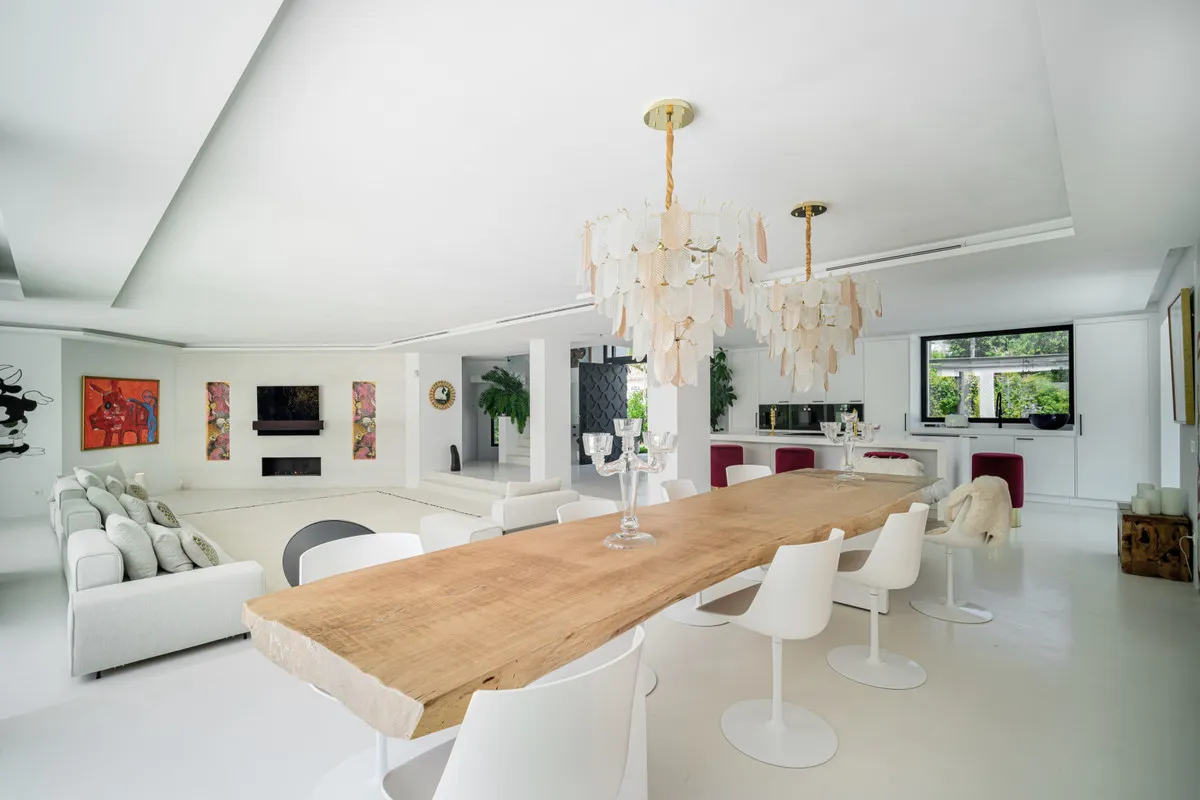 927c0325-709c-490e-80bc-7b405a2fa1bd