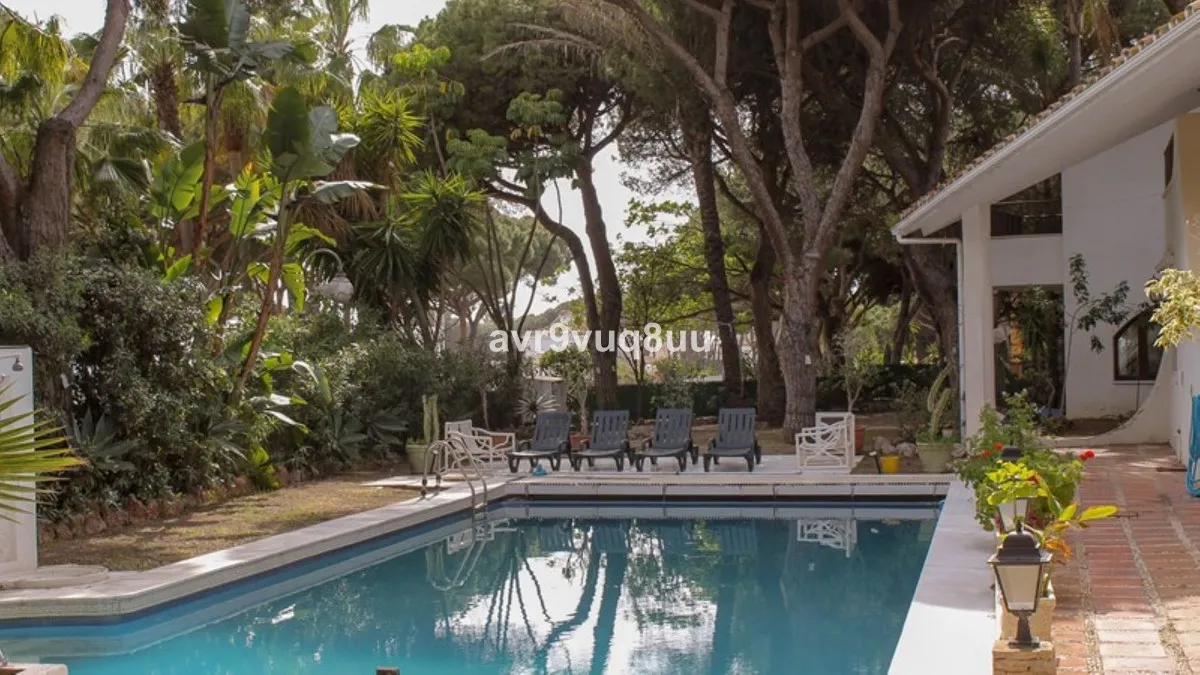 8d9642a7-4012-4a37-b3ef-0862cf576f4c