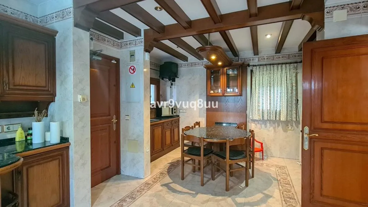 919b6573-59bf-405c-a8bd-18e66ca26a3c