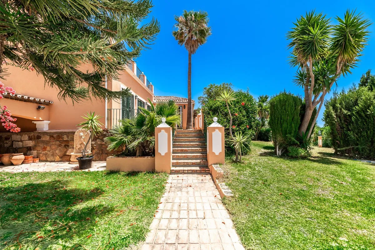 e4ed2fa0-017c-45e7-8cbd-a0ea2b7095c4