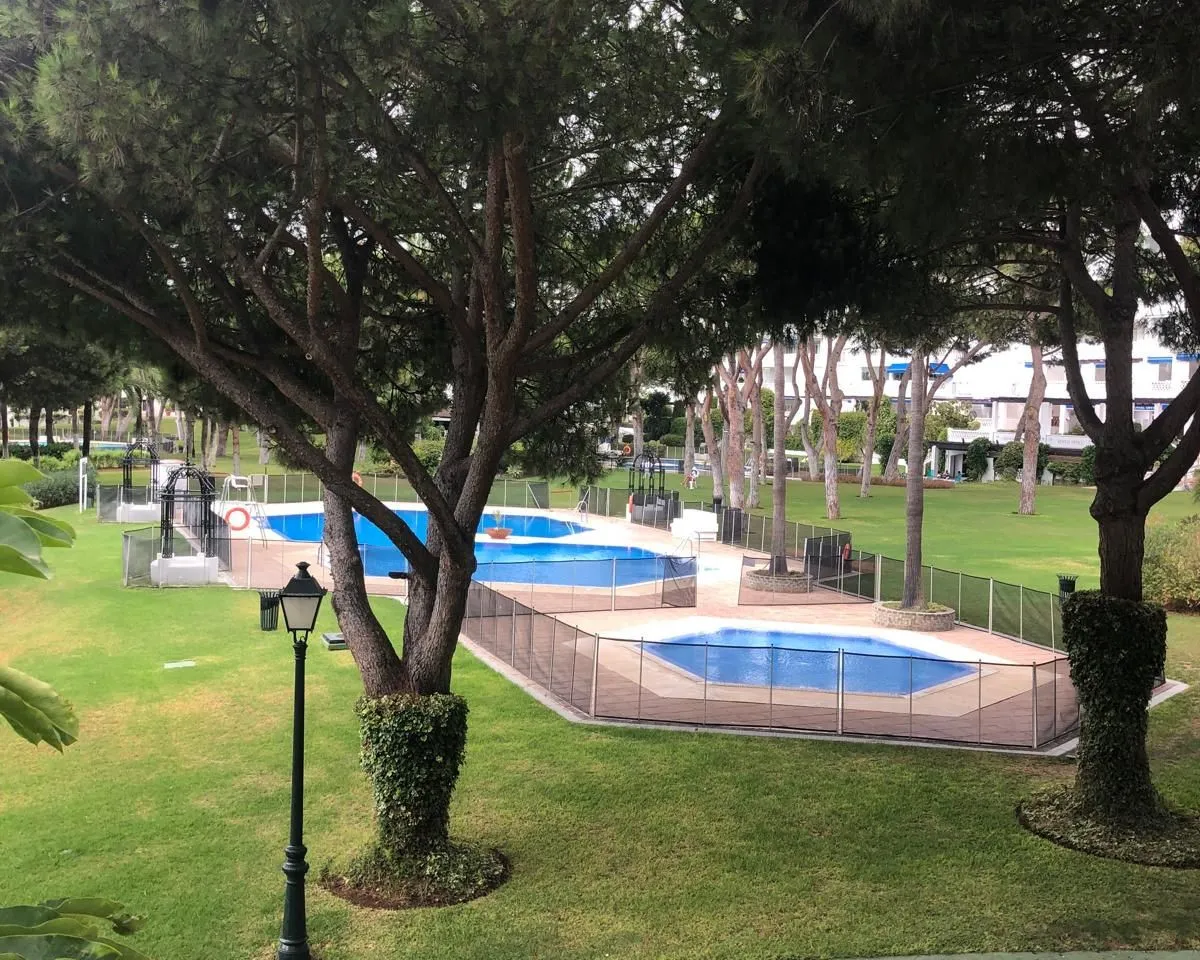 06100126-49ef-4207-97ec-807d773ce2eb