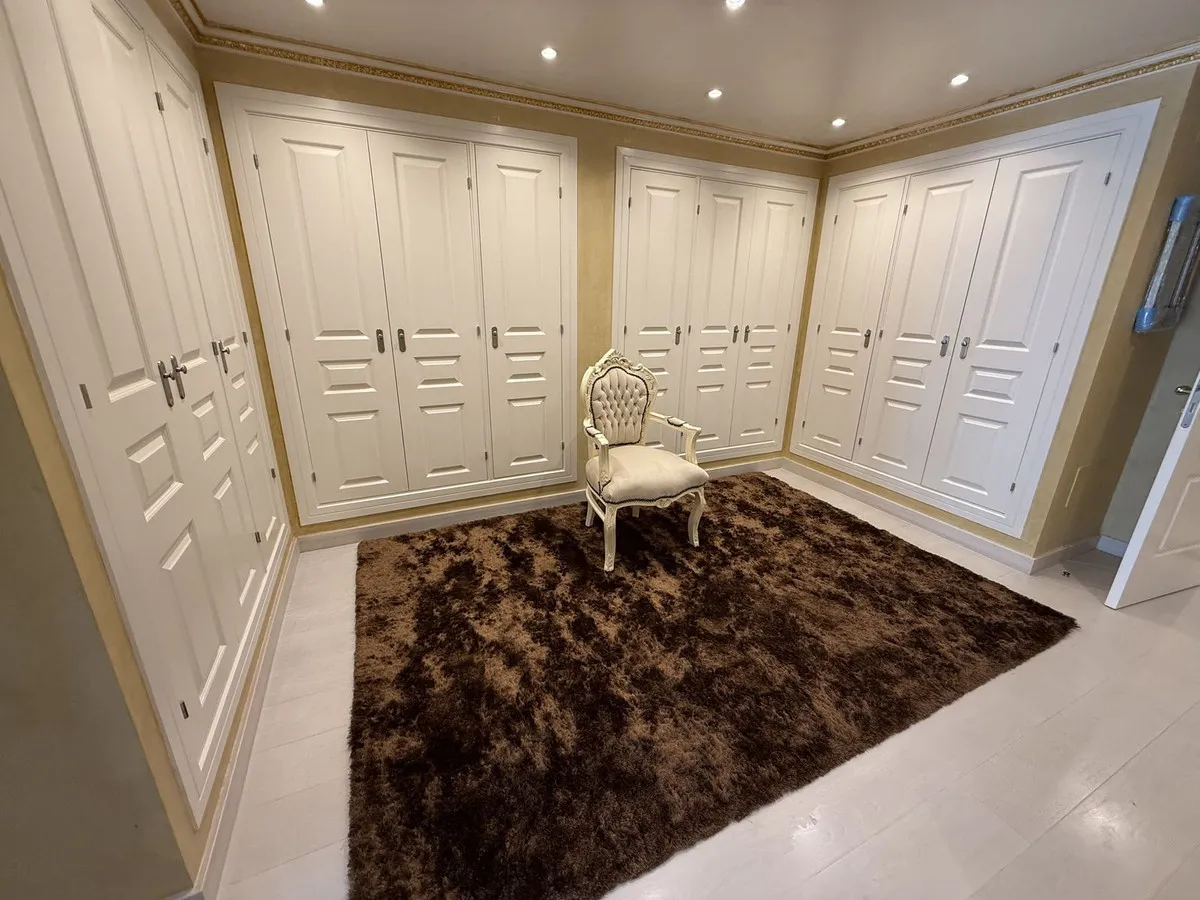 e811e313-8e1c-4183-922e-d84cf924c367