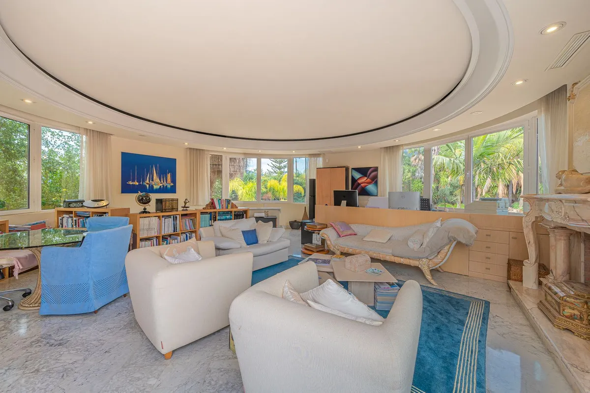 6f67c02c-5d47-4de8-bdf1-39b5c1fc0415