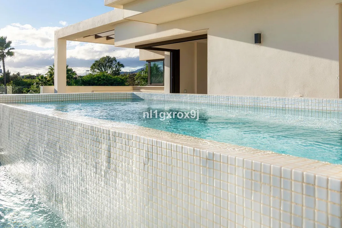 e523f9a7-ac21-4472-b83e-b148e18302ea