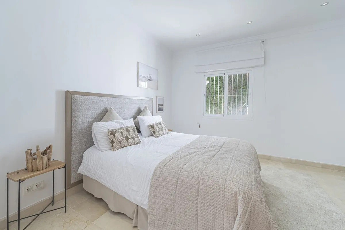 0d4f5179-3187-4692-a78e-cc3a722fd34b