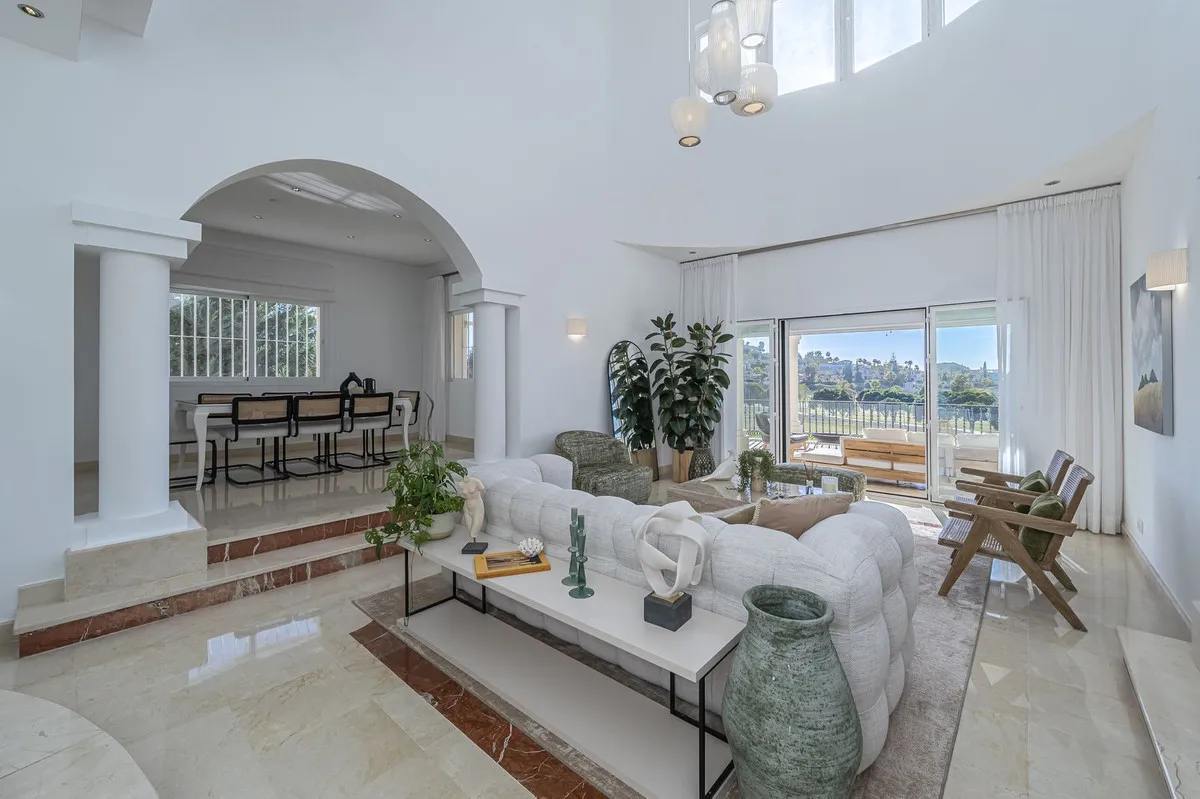 c60fd166-b3a7-417c-a8d3-cc88784b6e91