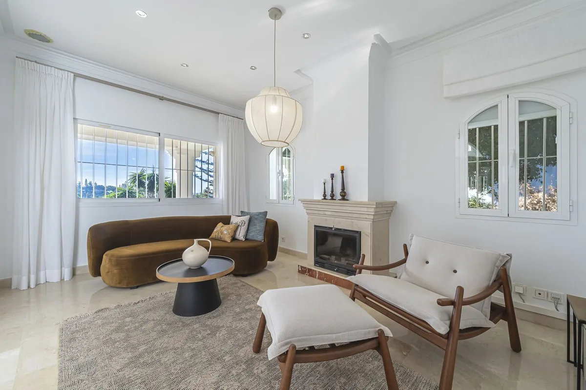 eaa08ab0-e5f6-4401-b103-0c93197a823a