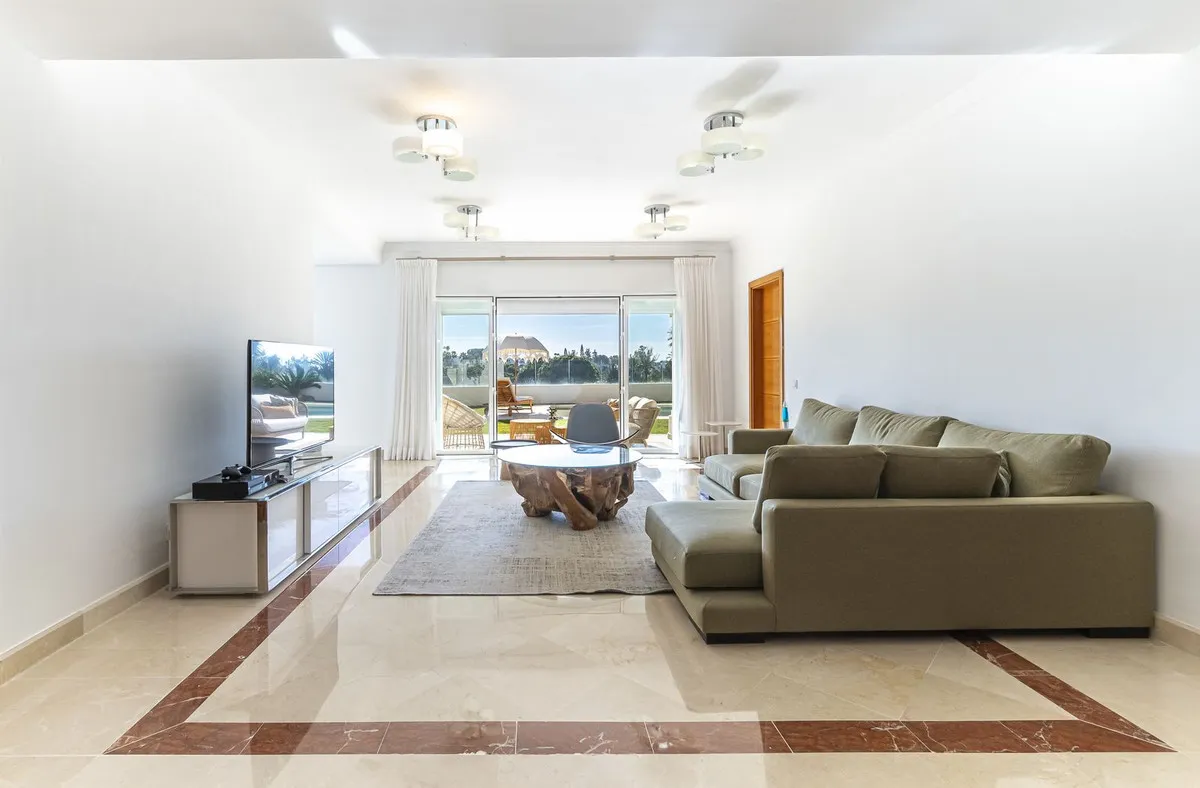 f6a15939-5132-4430-93ca-1338860eabd9