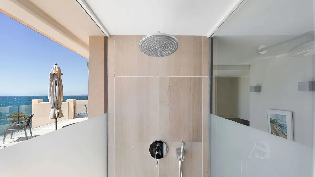 8f1f2bfa-a4a8-4d30-88c9-733be7a5d0d2