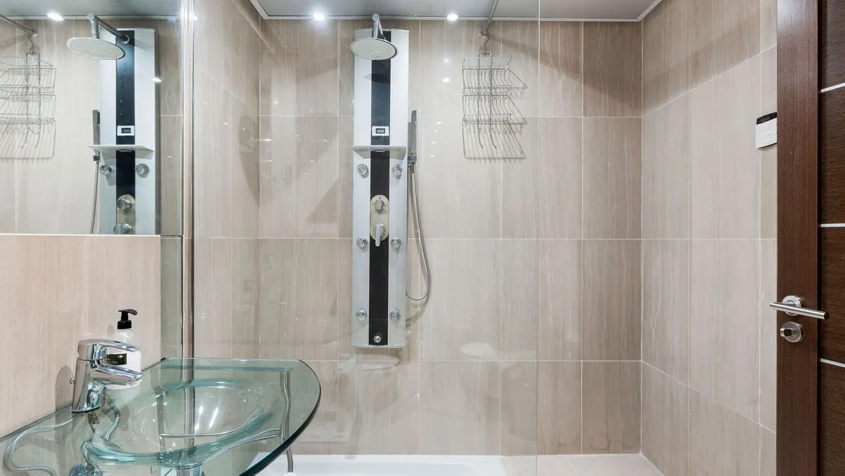 fc08e8e9-5a3f-4512-88a0-54fde30f781d