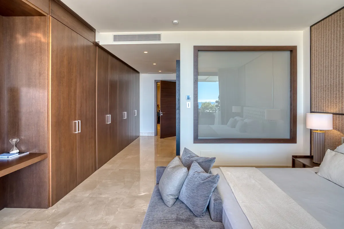 1aebc3b7-a4ad-46e8-bd1c-4f1d0a849f7d