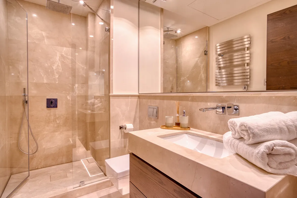 3040d77b-7014-4b7c-ad39-24b02b8a0351