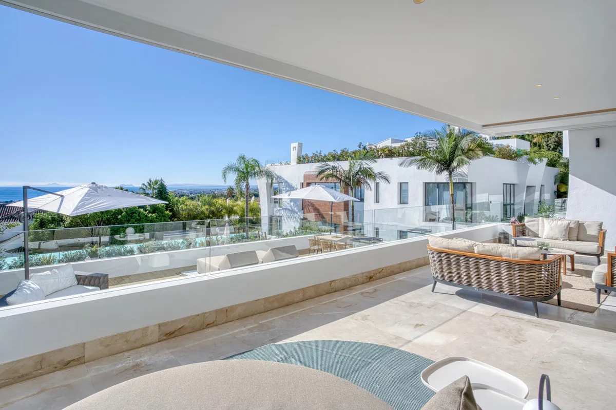 a1825479-4252-4dd1-9c53-eeb5f067b356