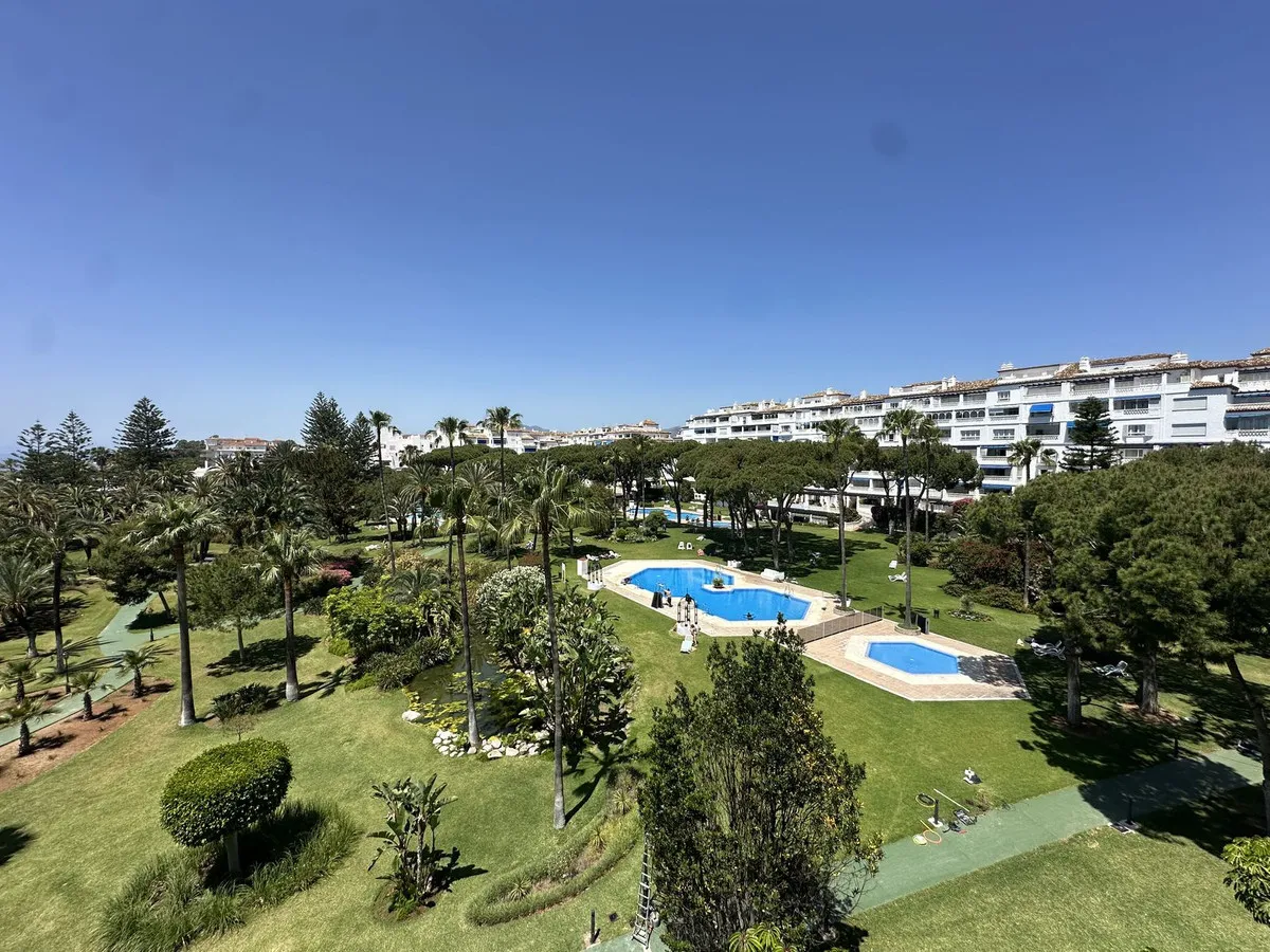 ab056678-2294-4c7b-b280-0f4834ebaf0b