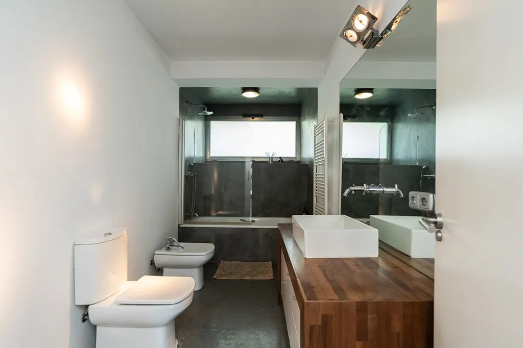 b9c4a025-82f6-4b1a-8a52-dbd8478368cd